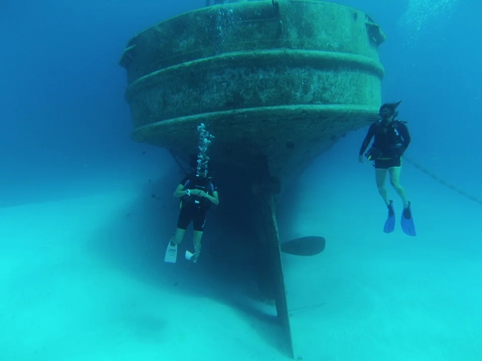 Deep Diver Certified in the Cayman Islands