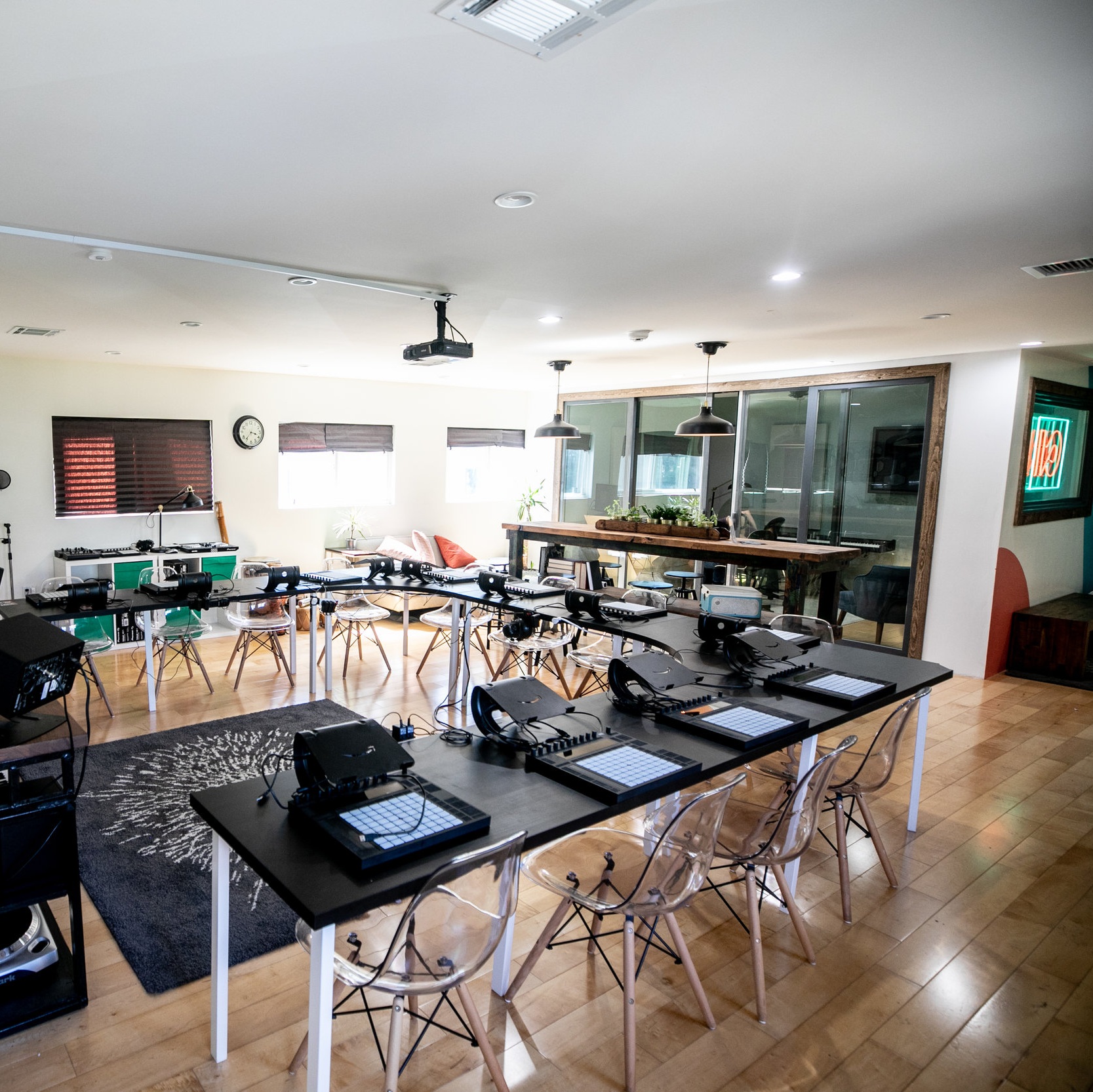 Image+-+Empty+Classroom+%281%29.jpg