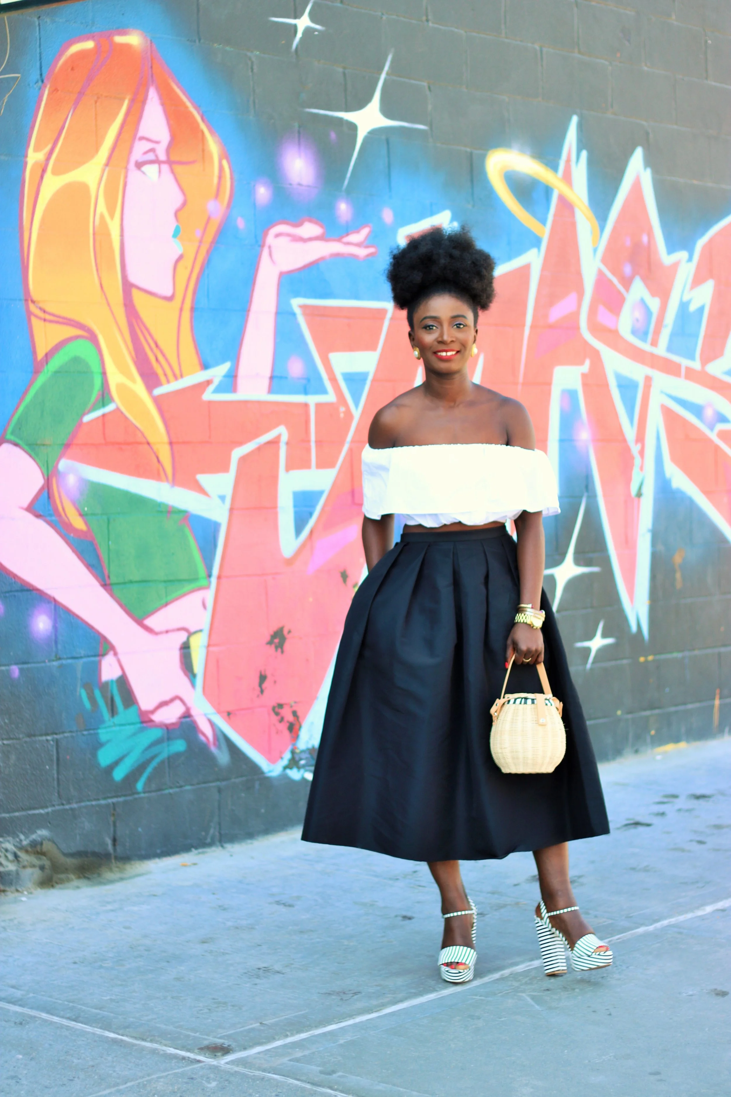 ::::Off the Shoulder Crop Tops::::