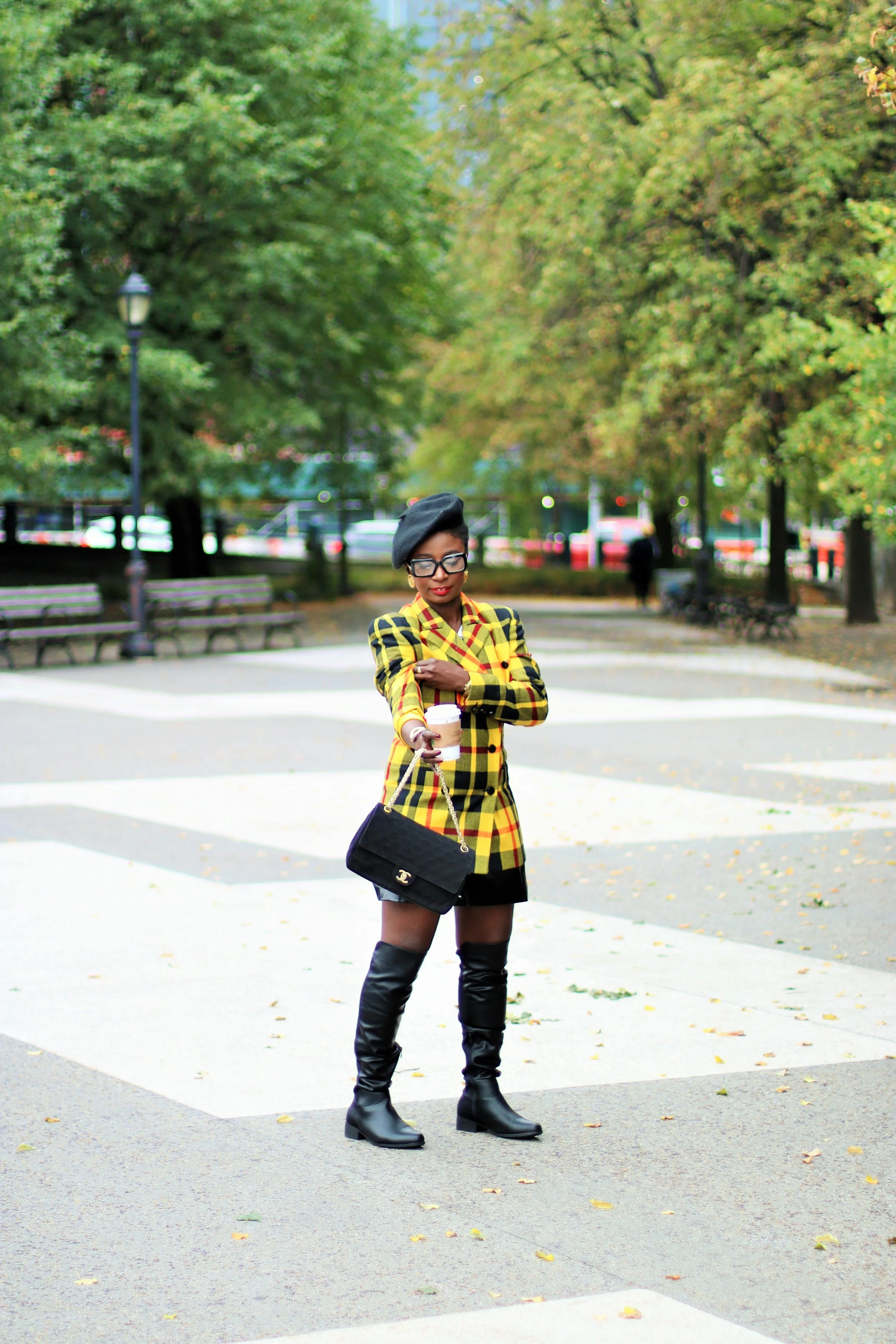 ::::Plaid Blazer::::