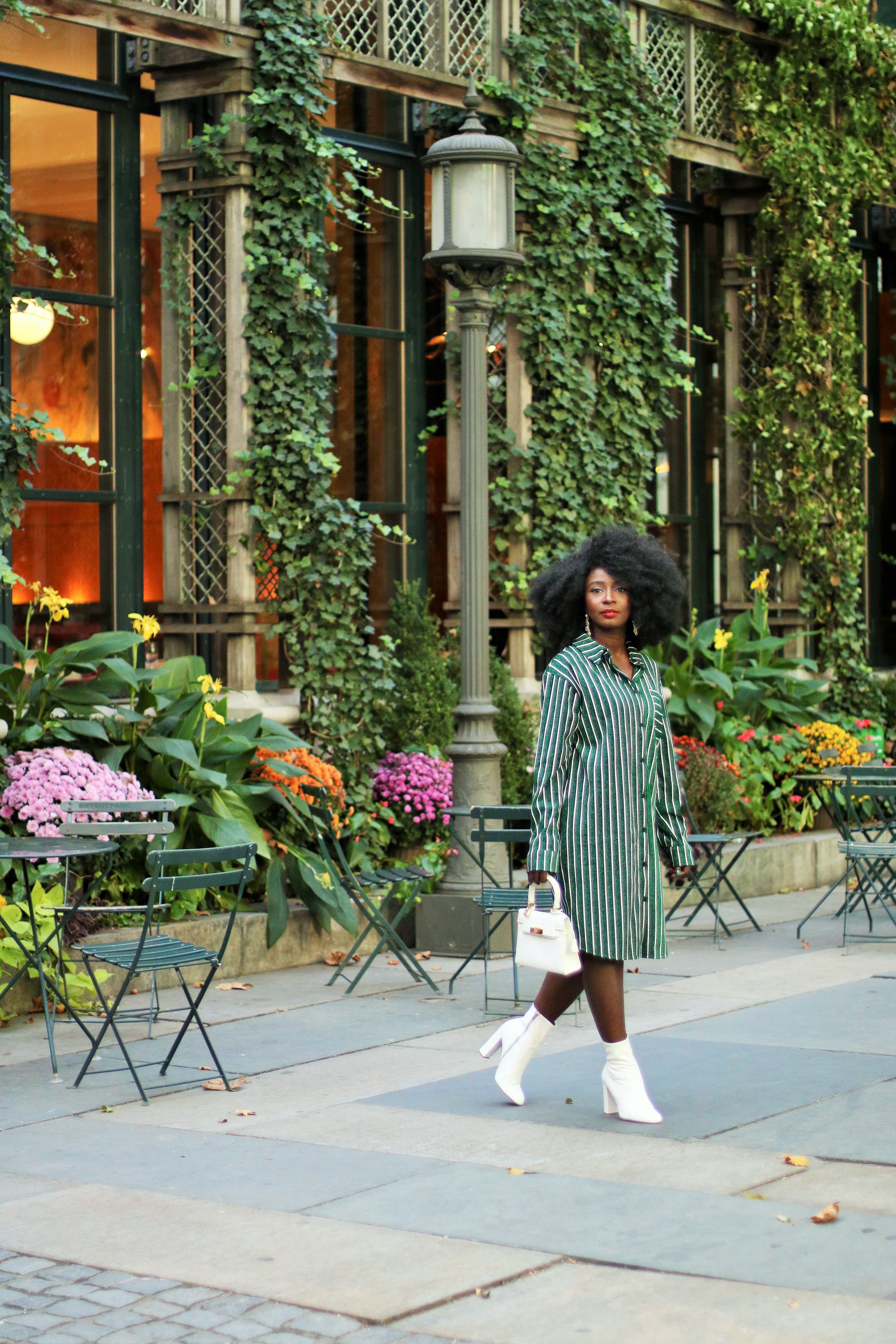 ::::White Ankle Boots::::