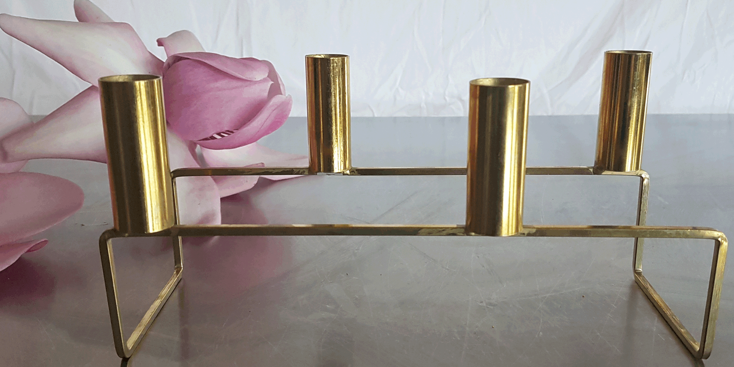 gold-accents-web-banner.gif