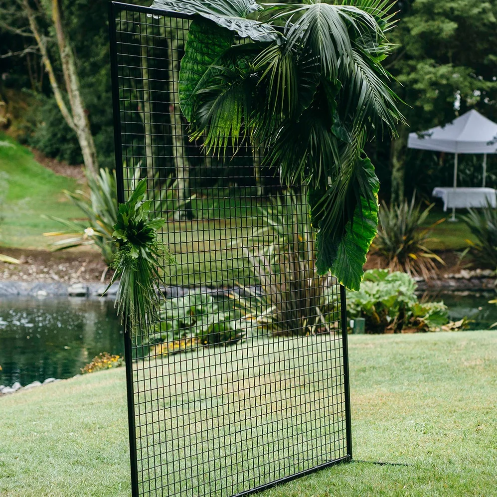 mesh+backdrop.jpg