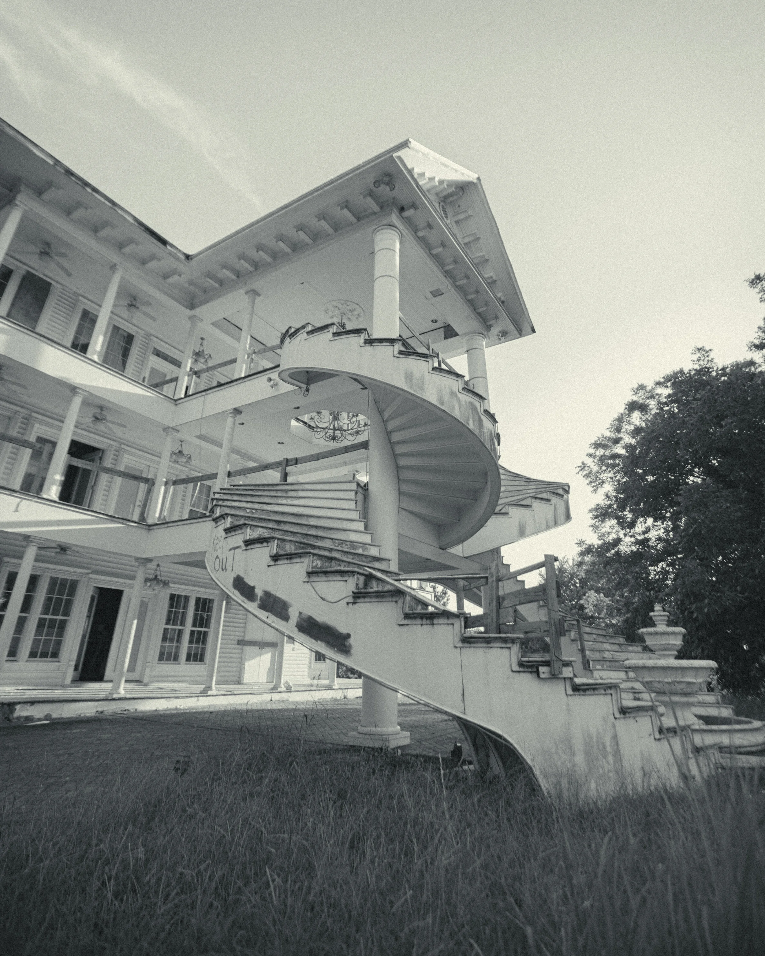 b&w14 (1 of 1).jpg