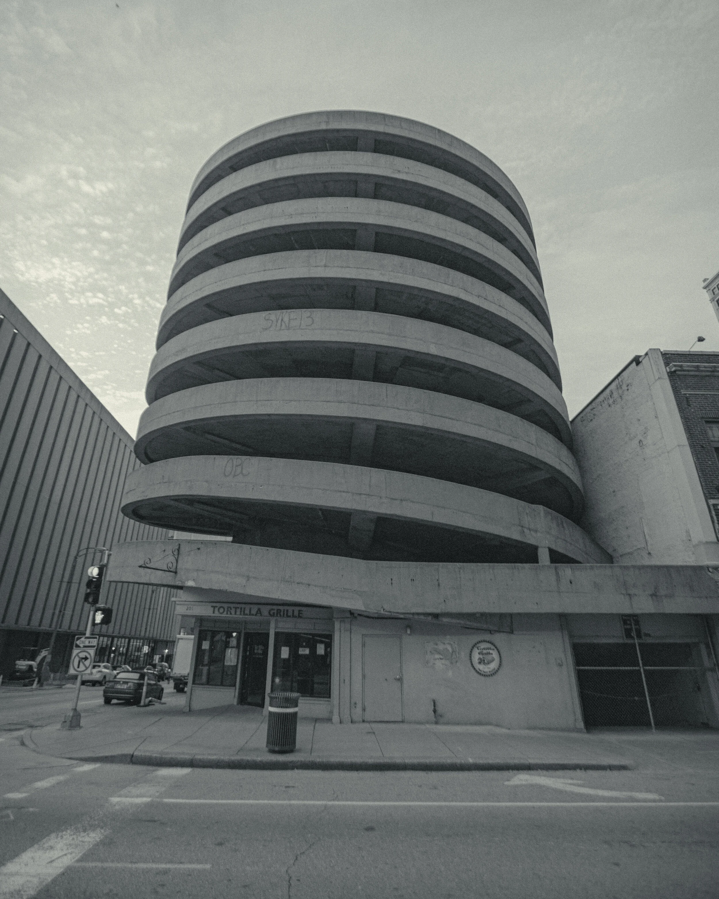 b&w11 (1 of 1).jpg