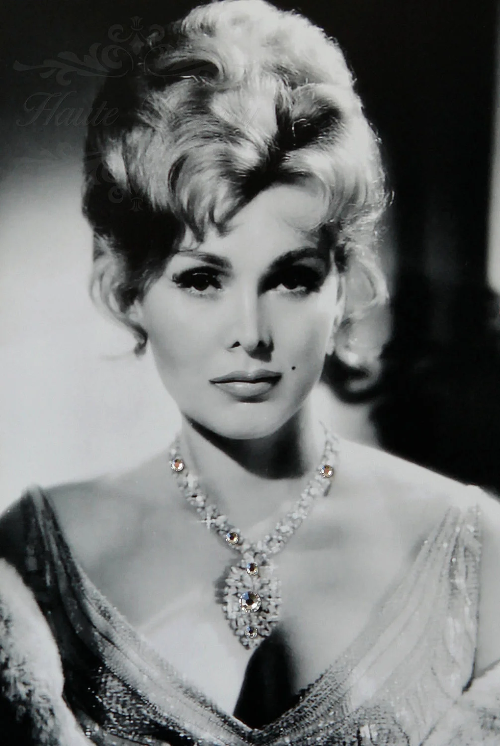 Zsa Zsa Gabor: Style and Architecture Inspiration