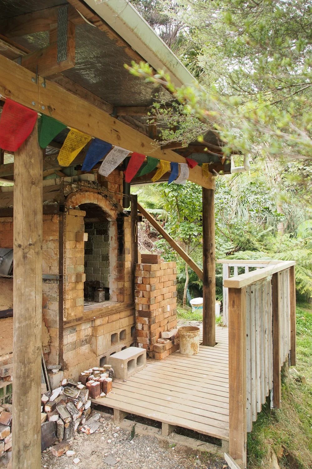 Kaolin_Store_Duncan_Shearer_Ceramics_Studio.jpg
