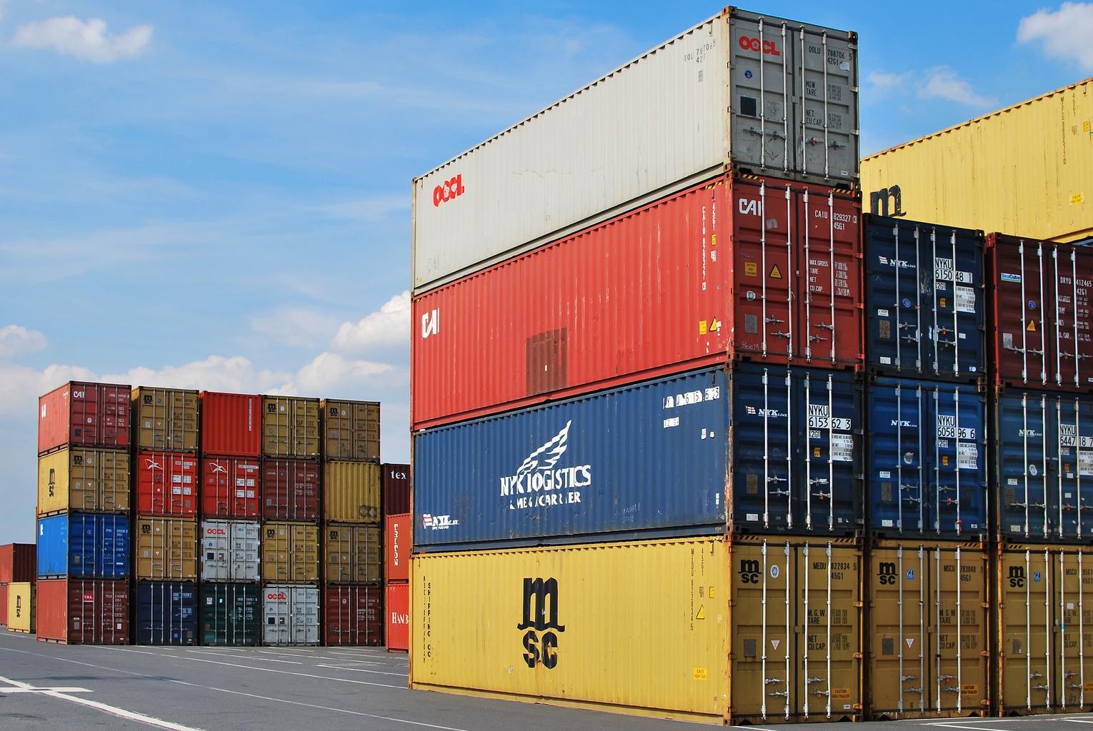 dock_container_export_cargo_0.jpg