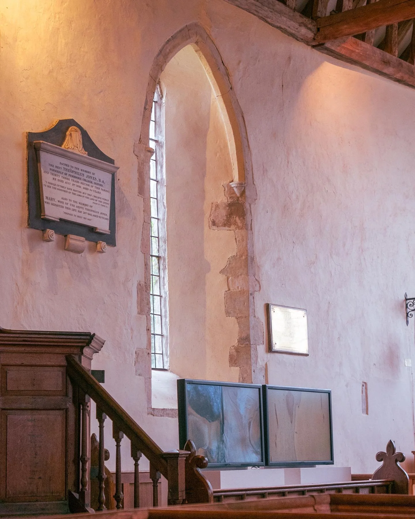 This weekend our film Last verse is being shown as a dual screen installation at St Mary the Virgin, St Mary in the Marsh as part of @artromneynews  A Sirens Call. It is open from 1 - 5 today. 

📷 @kneecapjake , thanks for the great photos, help and