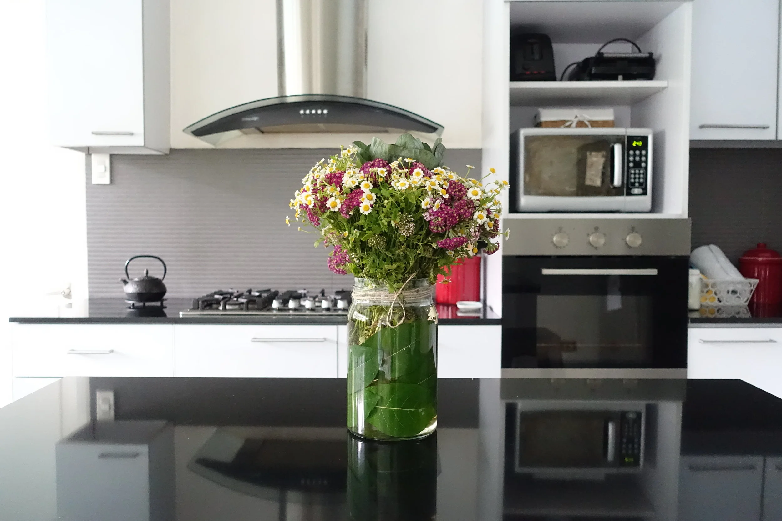 Dangwa Flower Market — A Momma Abroad