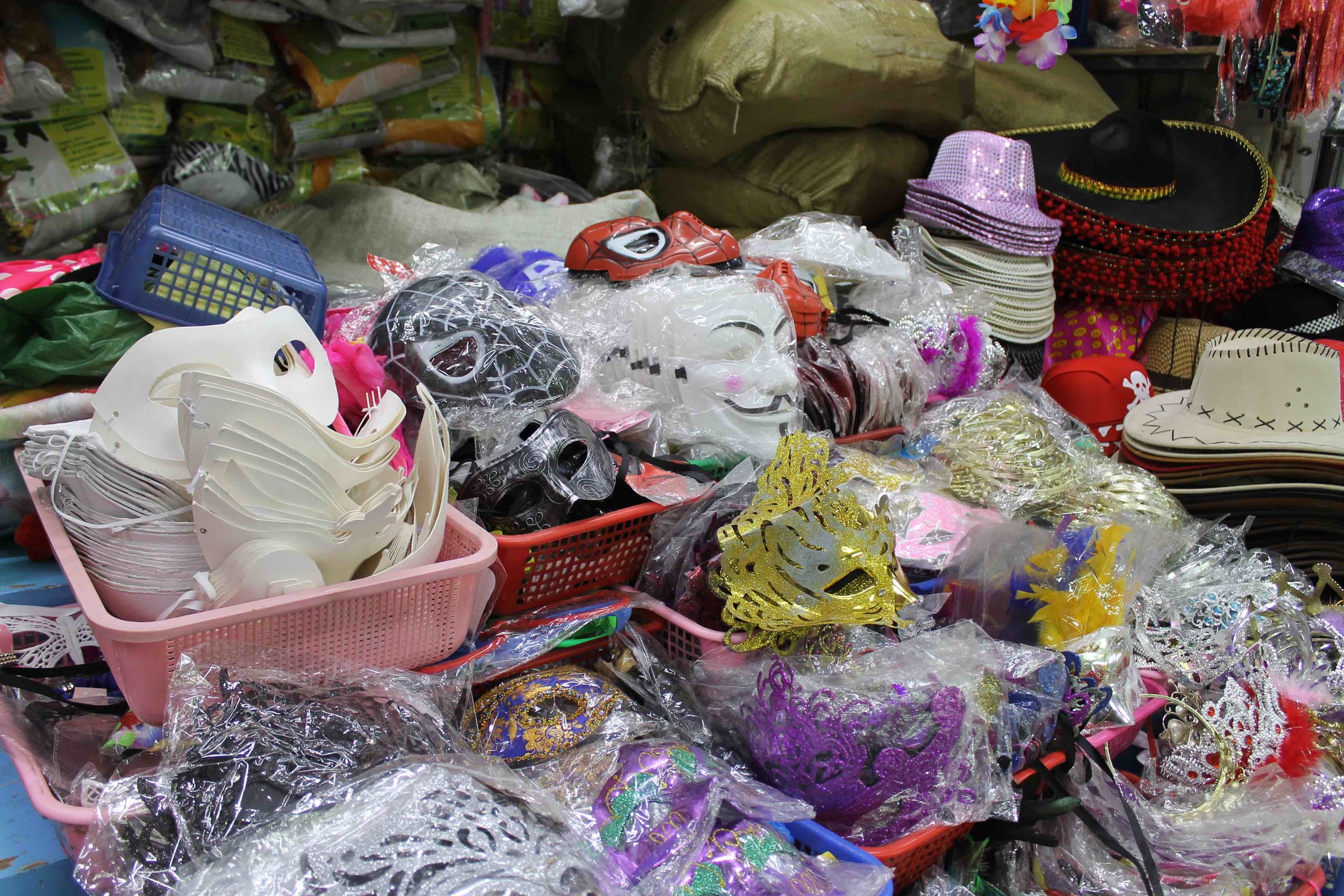 The Ultimate Guide To Divisoria — A Momma Abroad The Ultimate Guide To Divisoria — A Momma Abroad