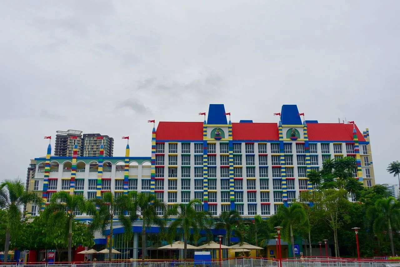 far view hotel.jpg
