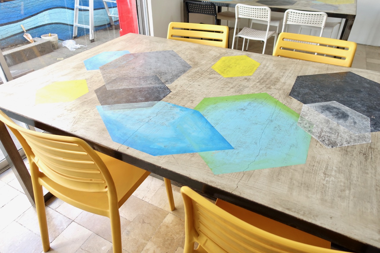 lusine table .jpg