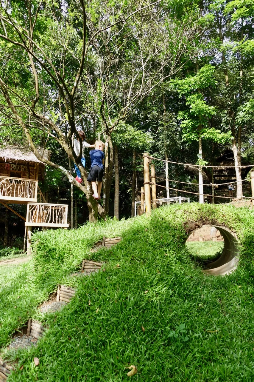 hobbit hole.jpg