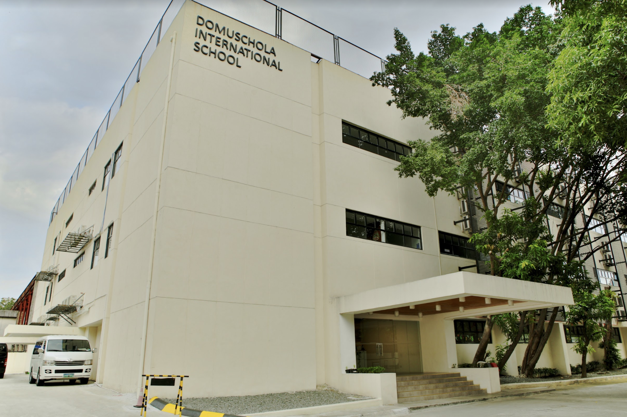 school campus .png