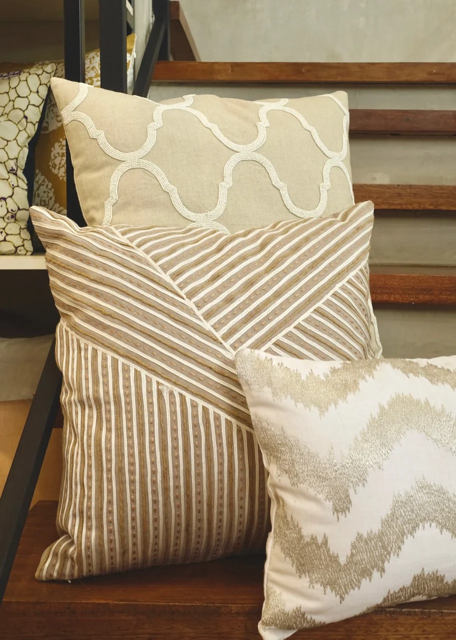 pillow detail .jpg