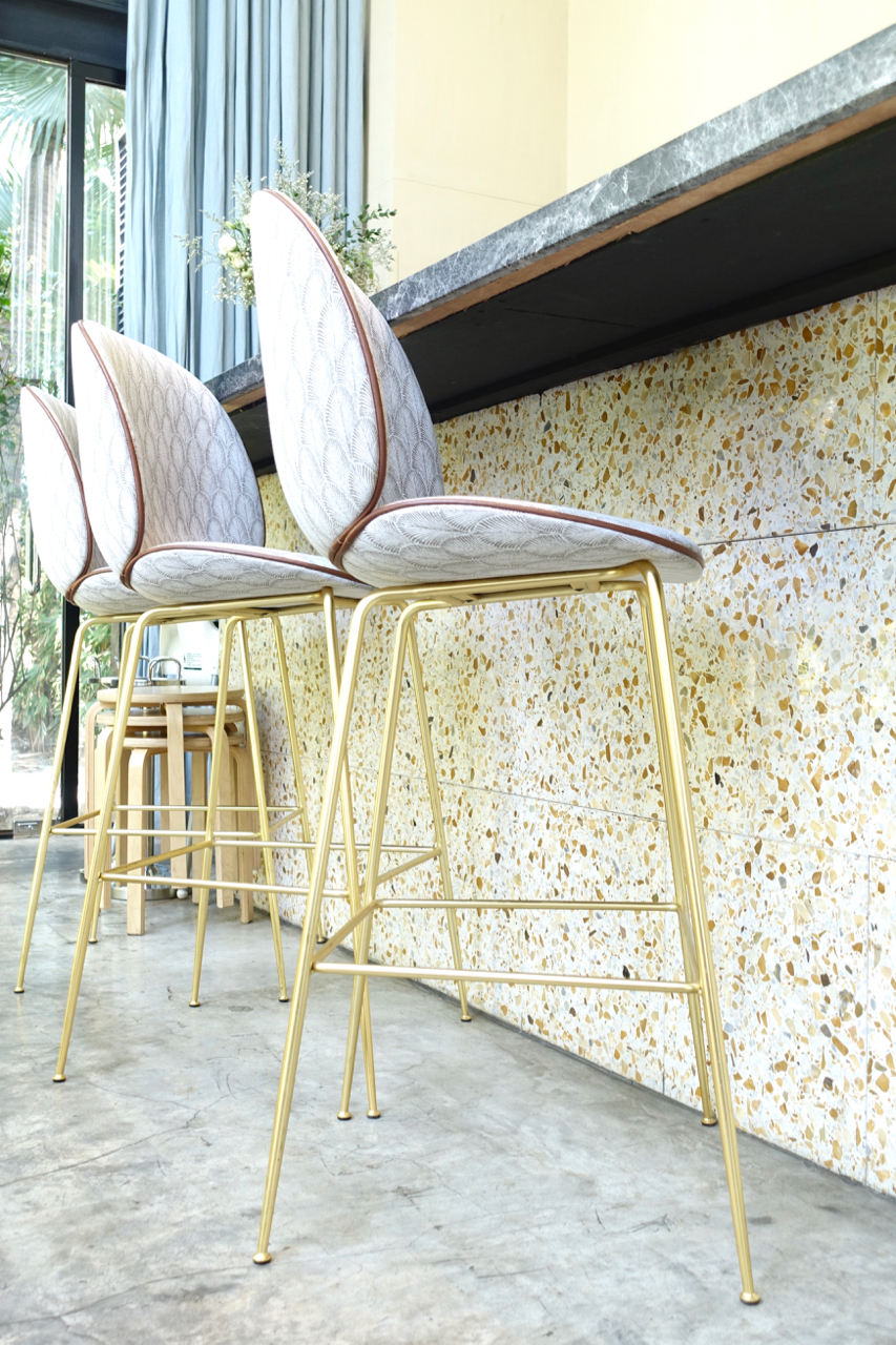 bar stools.jpg
