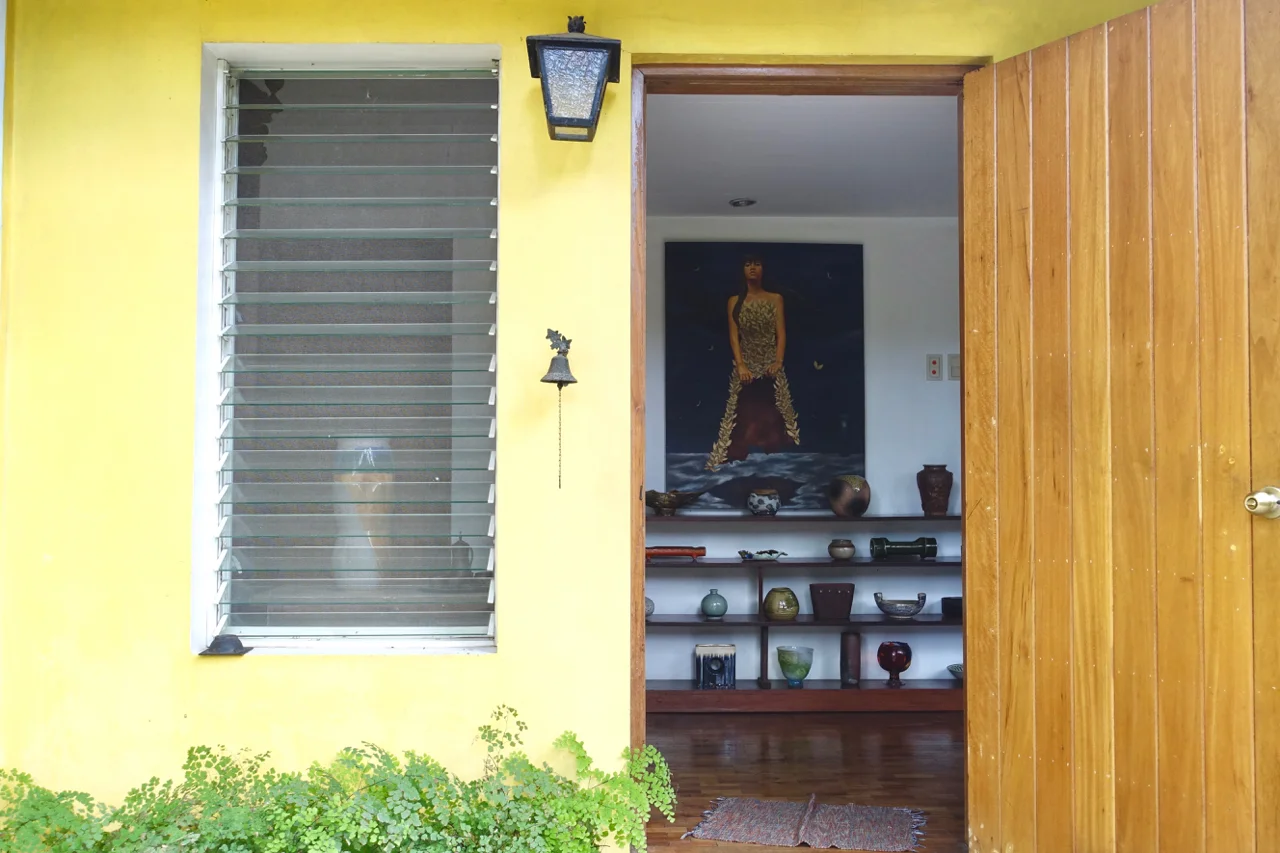 entrance l.jpg
