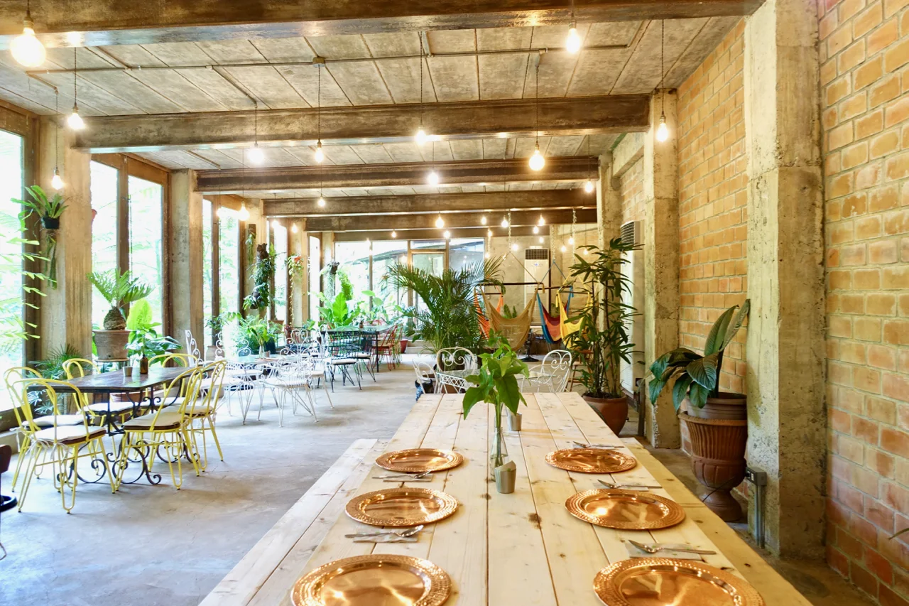 full view table + resto.jpg