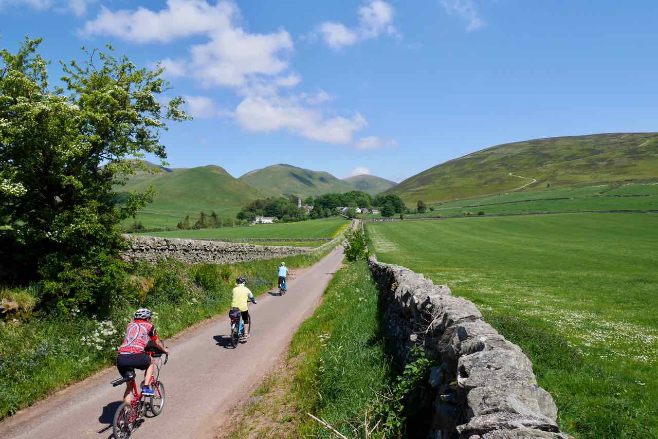 The old ancient road to Edinburgh, approaching Durisdeer