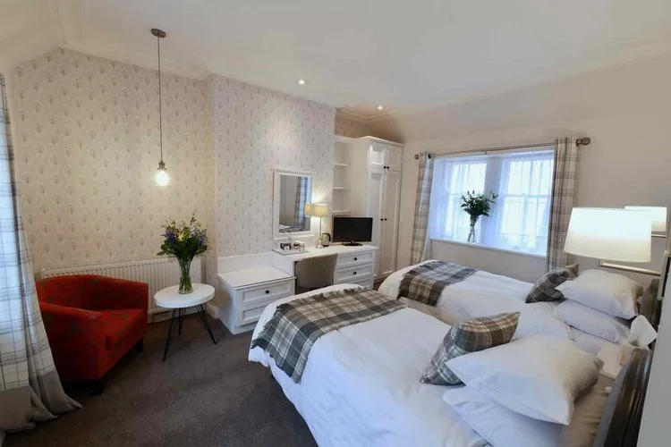 Selkirk Interior.jpg