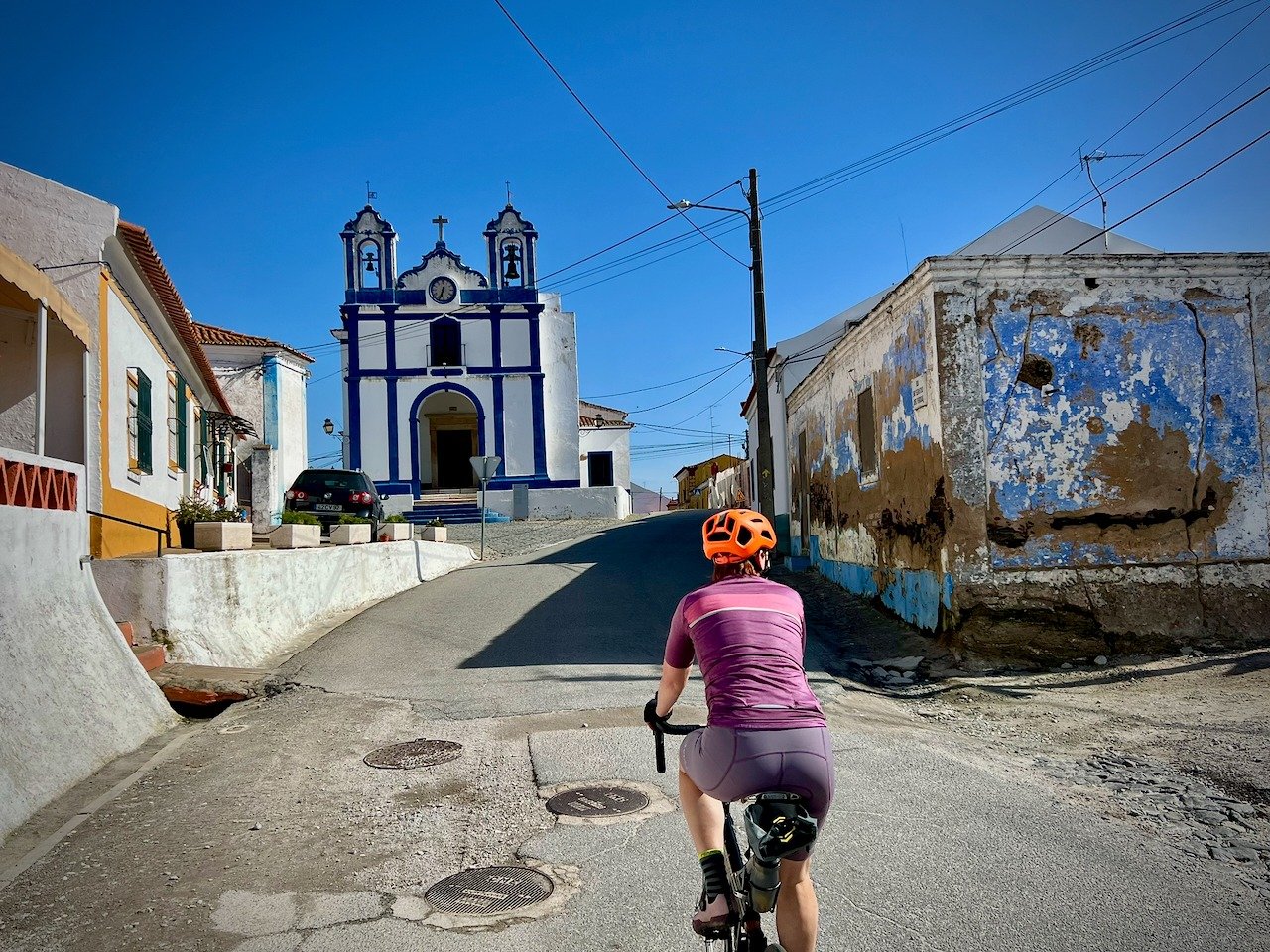 60 miles and it is hard to complain, but it did top out at 32'c. We linked together some quiet roads and a few even more quiet villages to take us to Redondo. Full of history and old men sitting at cafes.