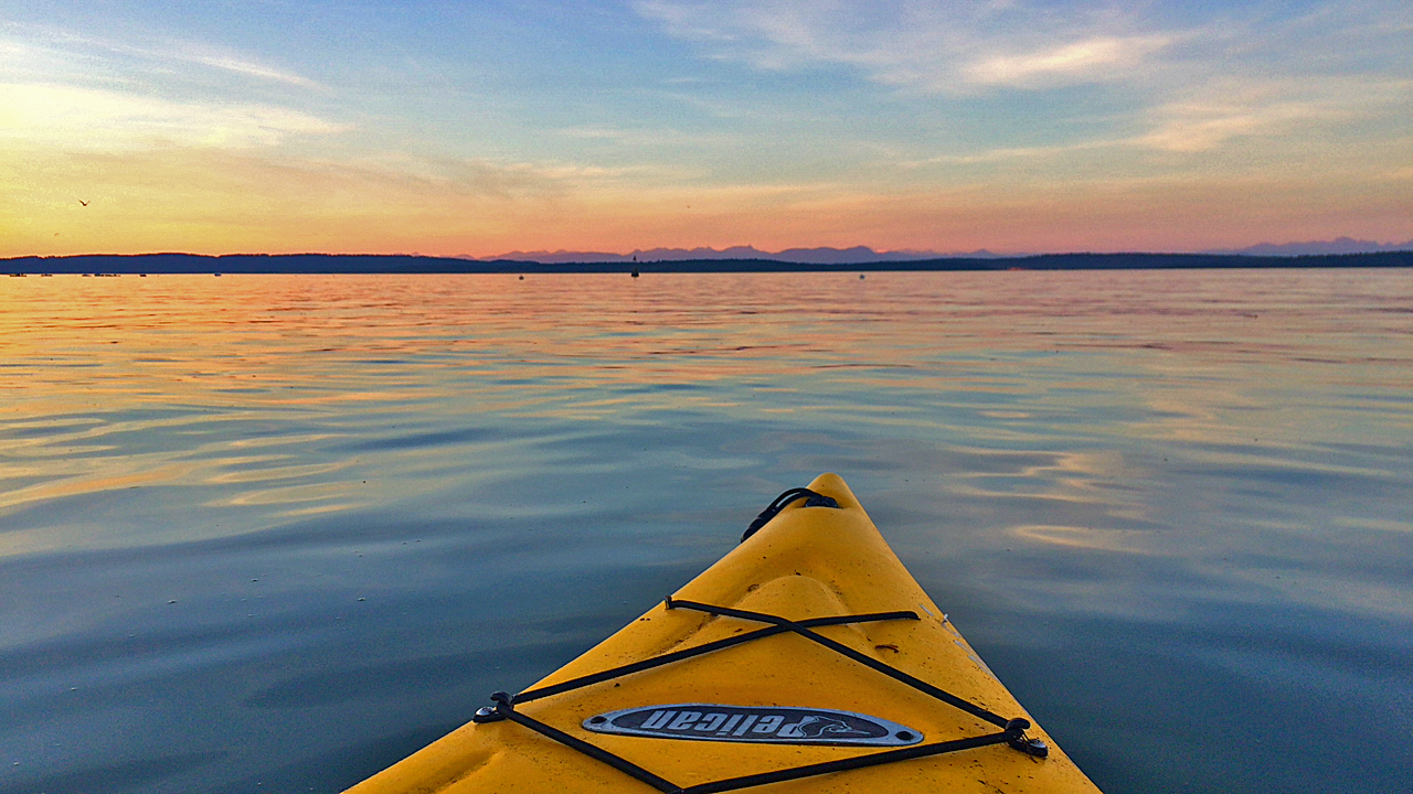 kayak sunset colored.png