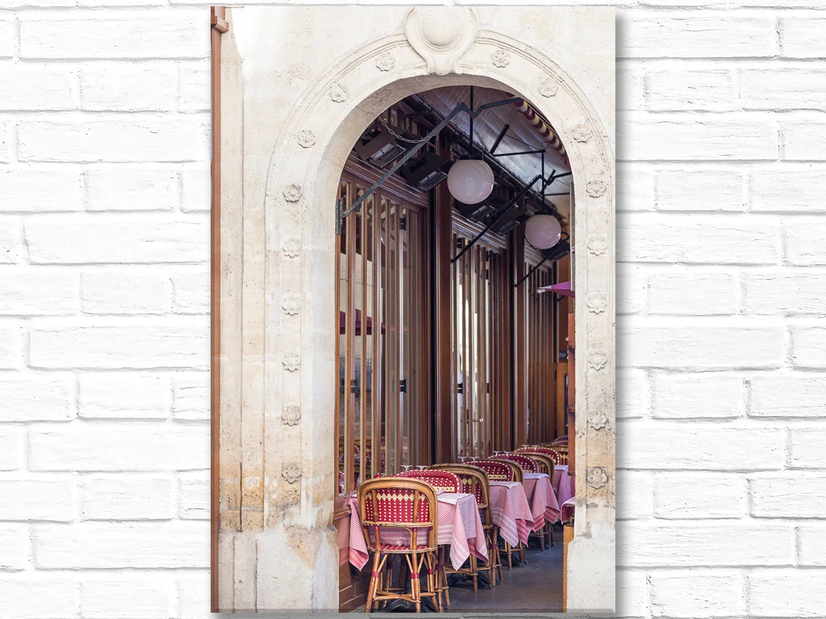 Paris canvas wall art, restaurant Fontaine de Mars