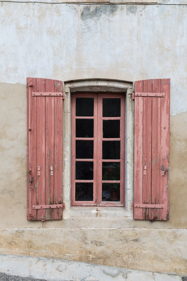 France pictures, salmon pink shutters
