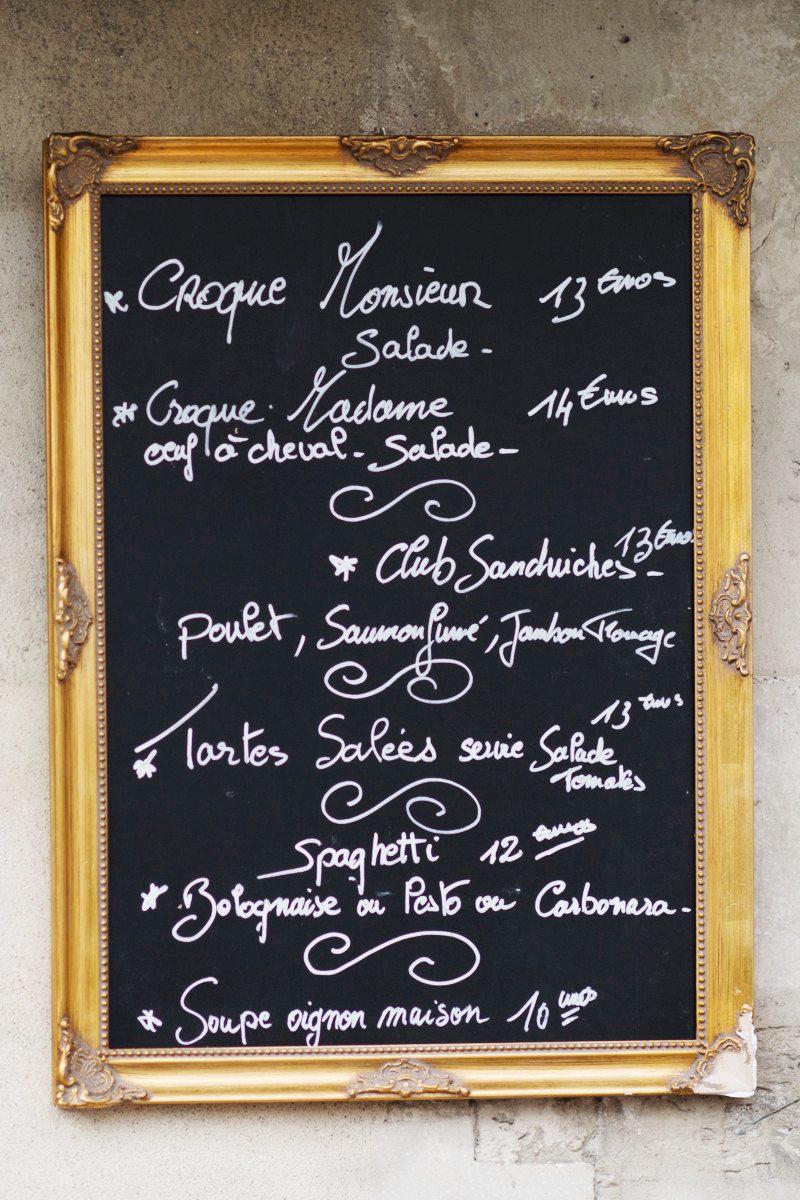 Paris pictures, chalk menu board at Paris restaurant