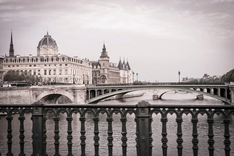 Paris pictures, Seine bridges and Conciergerie