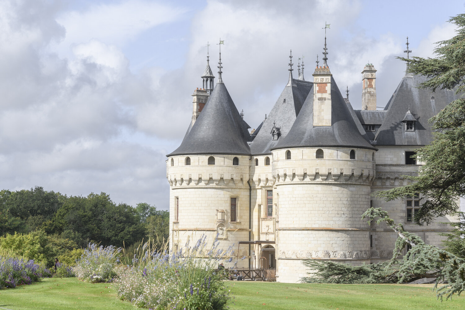 5 Great Loire Valley Chateaux Parisian Moments
