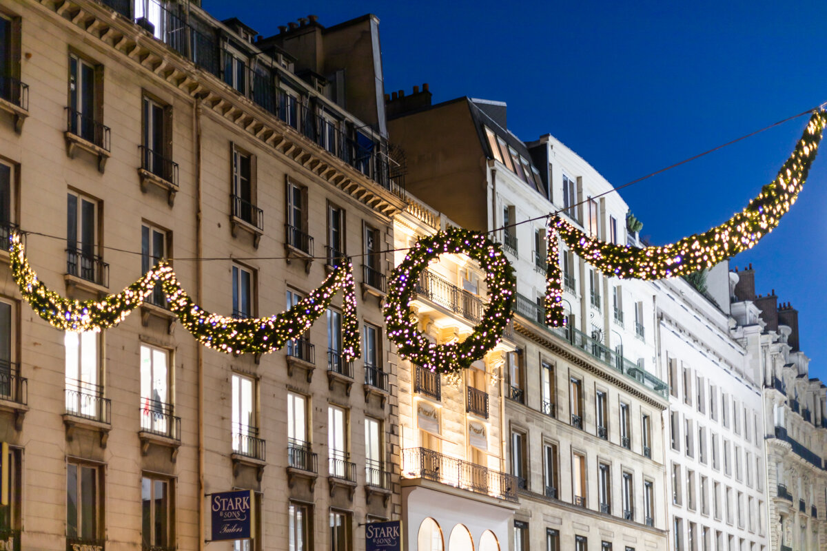 Place Vendôme at night