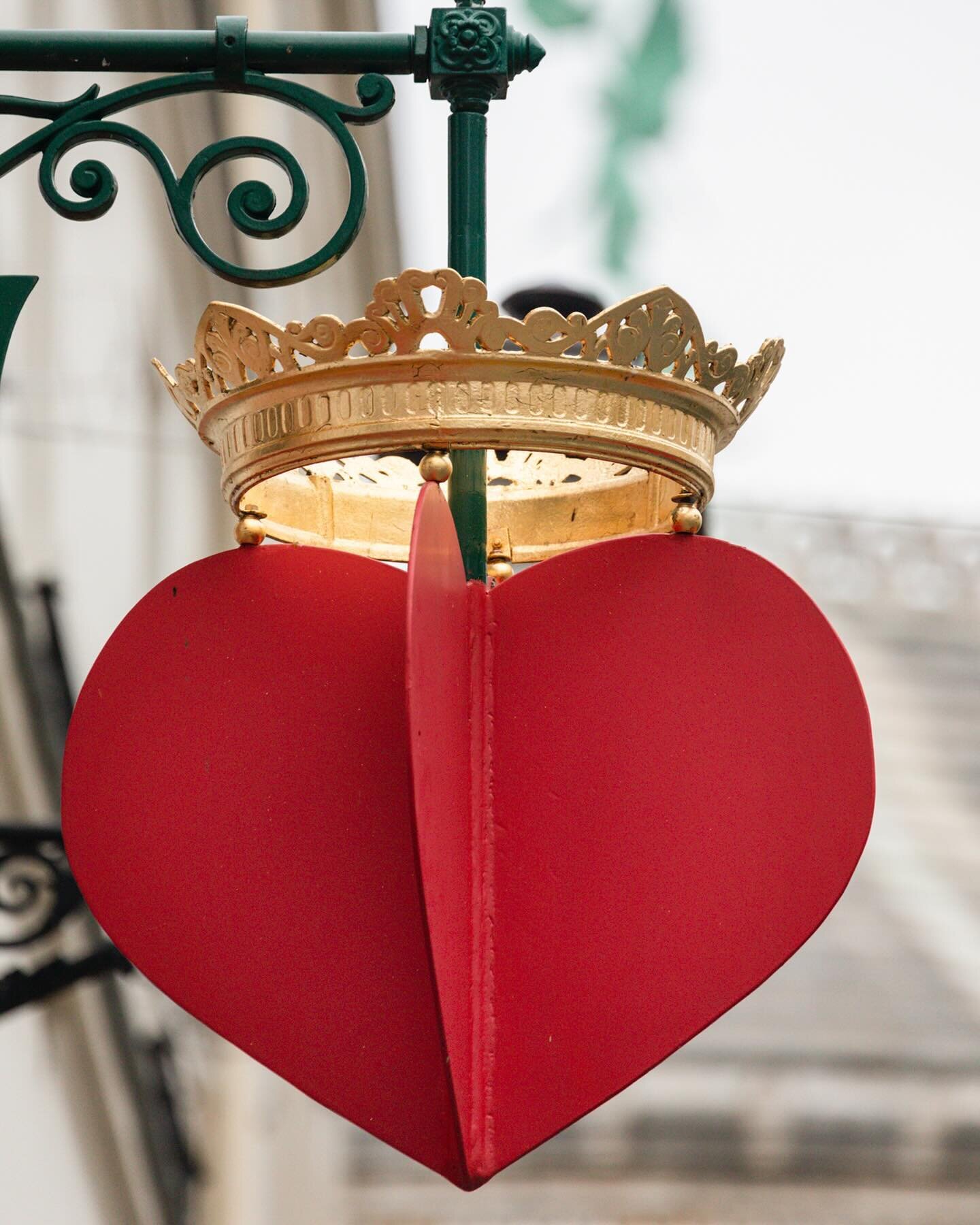 Happy Valentine&rsquo;s Day to all our lovely followers from Parisian Moments❤️