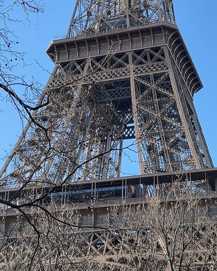The Eiffel Tower has really been spruced up and is looking perfect!  This was taken this sunny, cold February morning.