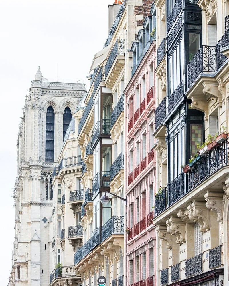 An apparently random selection of Paris photos really make it clear that it&rsquo;s the details that make this city so magical.