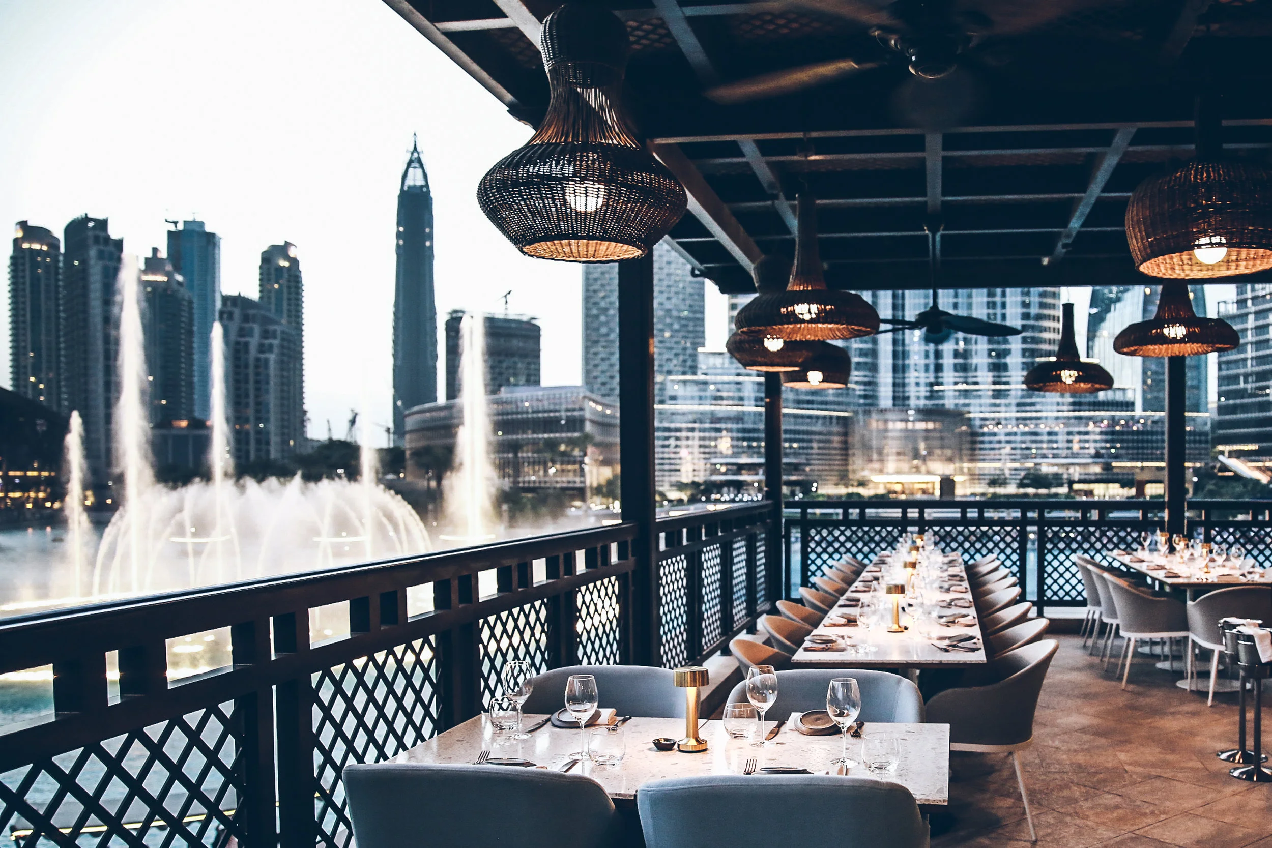 july, 2017 Details by Schiavello ''Timeless yet contemporary, The Atlantic Dubai's interiors enhance and compliment the ocean to plate experience in its new location abroad.'' https://www.schiavello.com/details-archive/