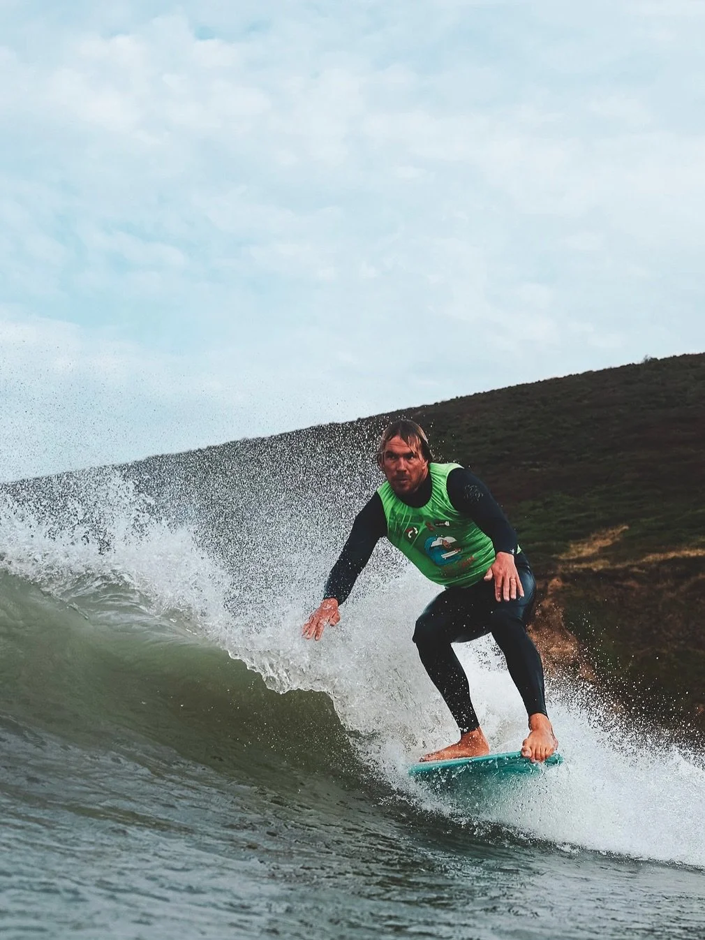 Wow, what a day for UK logging 🙏 and congratulations to our overall Open winner @adambearmangriffiths with a display of insane nose-riding skills, complete wave riding ability and just taking it in the last 30 seconds from @elliotmdudley in second w