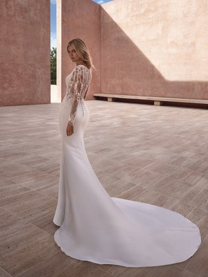 Pronovias+Parisia+available+at+Bride+To+Be+Couture.jpg