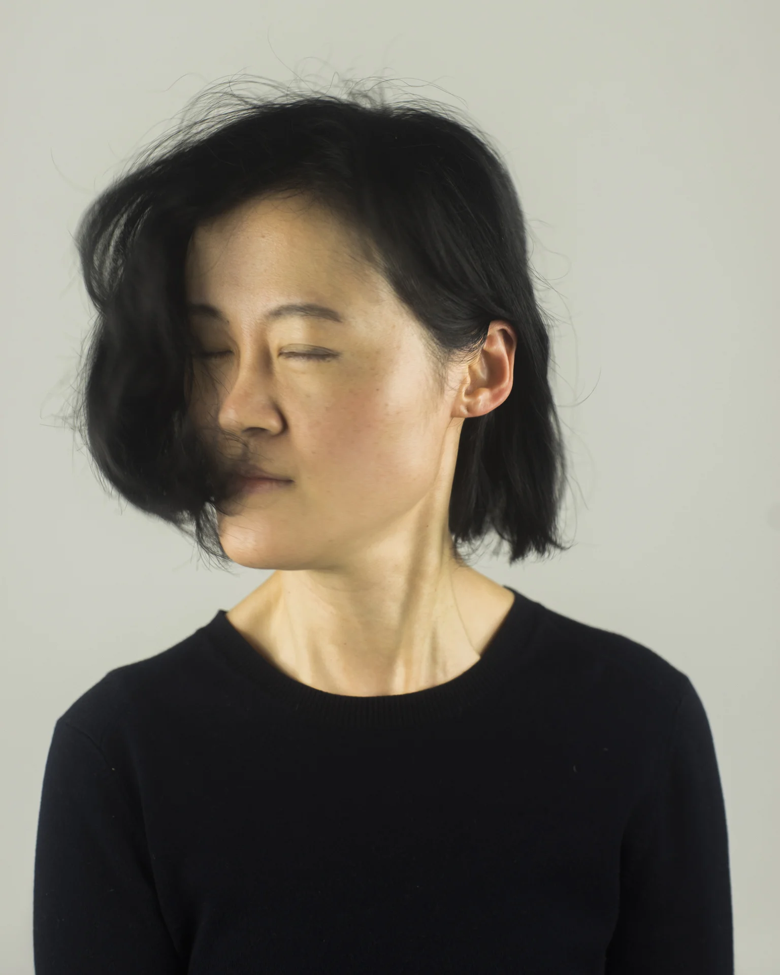 Kai-Ching Chang Music Director I wrote to a stranger and sent her my not-for-profit business proposal back in 2011, magically, she accepted my free concert series at her beautiful coffee shop. Together we served hot waffle with Bach’s violin sonata and transformed a café into a shadowed human aquarium. What’s next for us? I am honored to work with Lucy again on Bait/Switch. It feels amazing when someone cares about art and music so much. And humans too. A pianist, music teacher, composer, swimmer, and aromatherapy student.