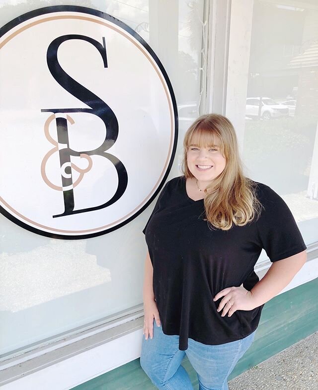 MEET THE TEAM! &ldquo;Hey everybody! I&rsquo;m Schae and I am super excited to be a member of the Sugar &amp; Bronze team! My favorite part about my job is the people, we have the best staff and clients!!!! When I&rsquo;m not at Sugar &amp; Bronze yo