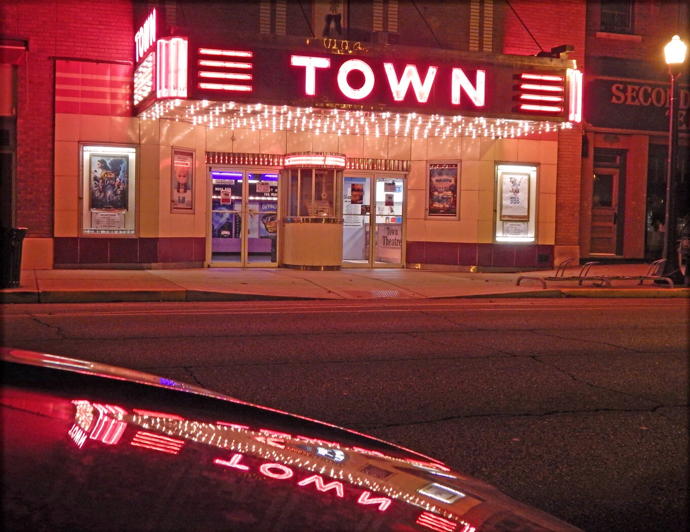 Honorable Mention: Chillicothe Nightlife Reflection