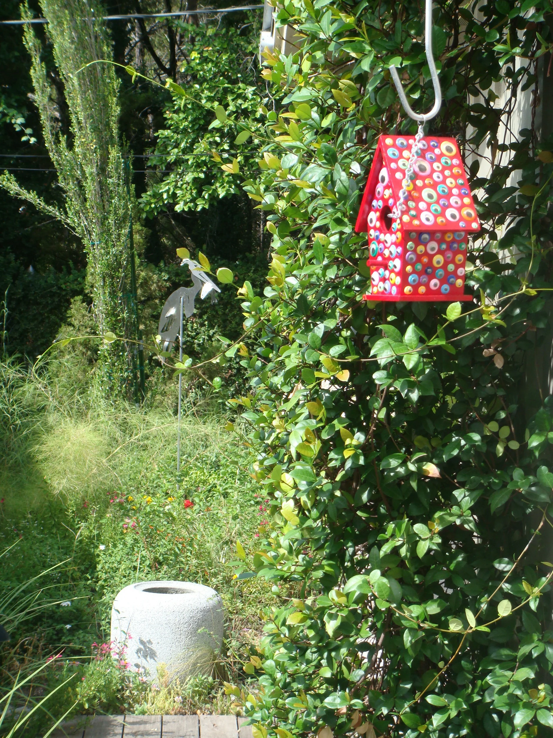 birdhouseyardfinal.jpg