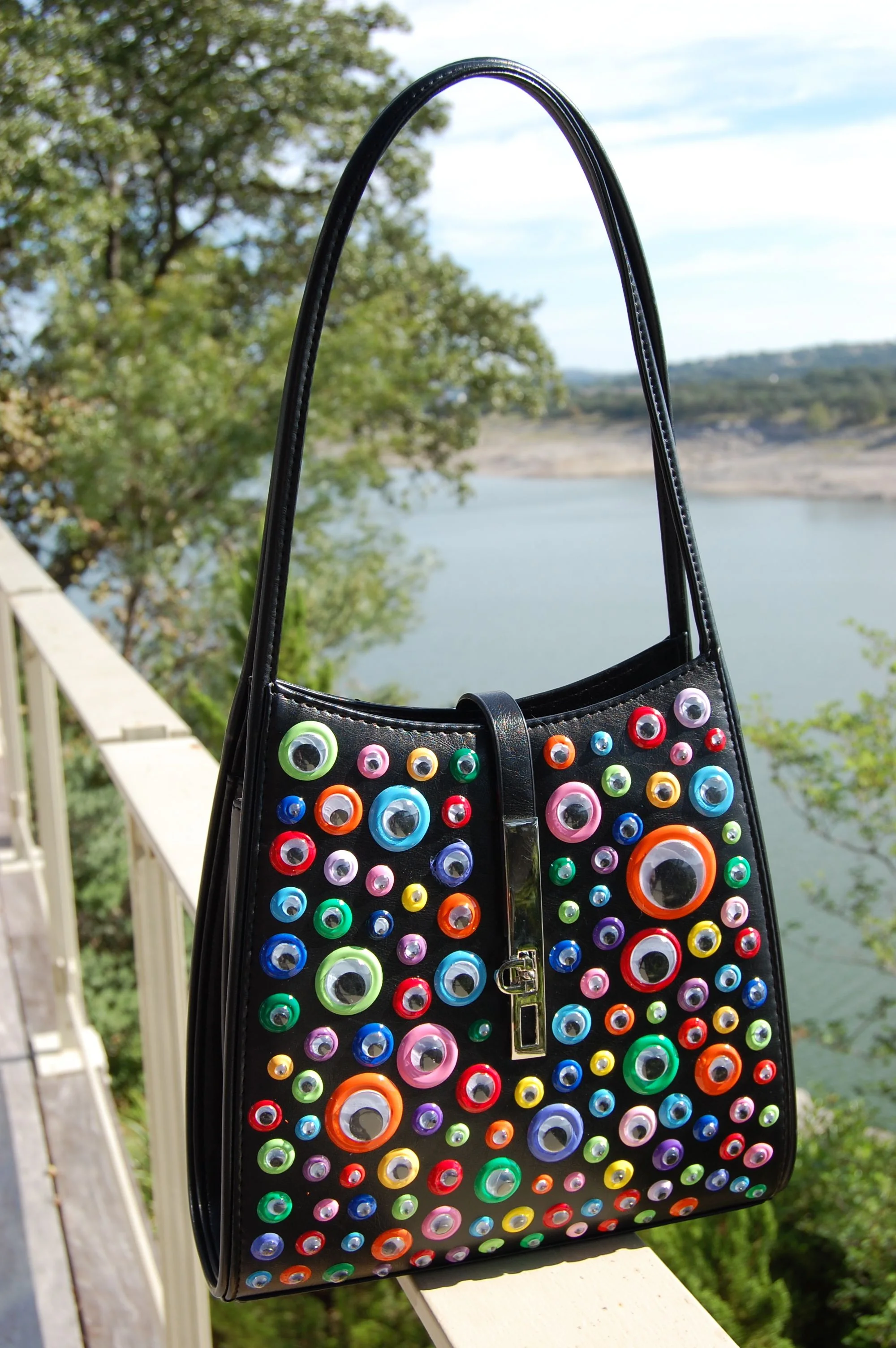 Large Googly Eye Purse - Irregular Shaped