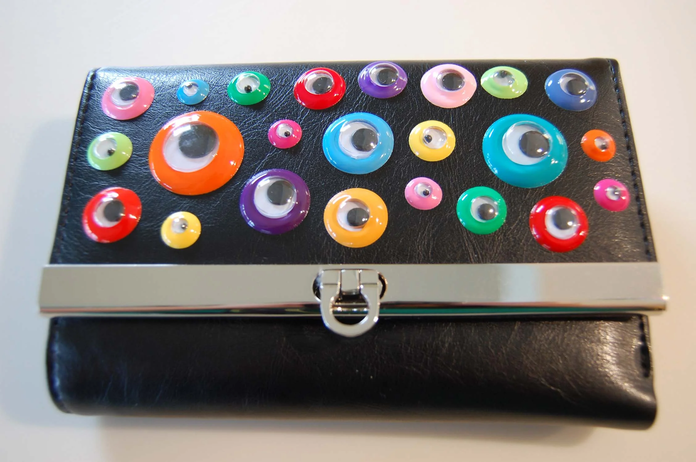 Googly Eye Black Leather Clasp Wallet