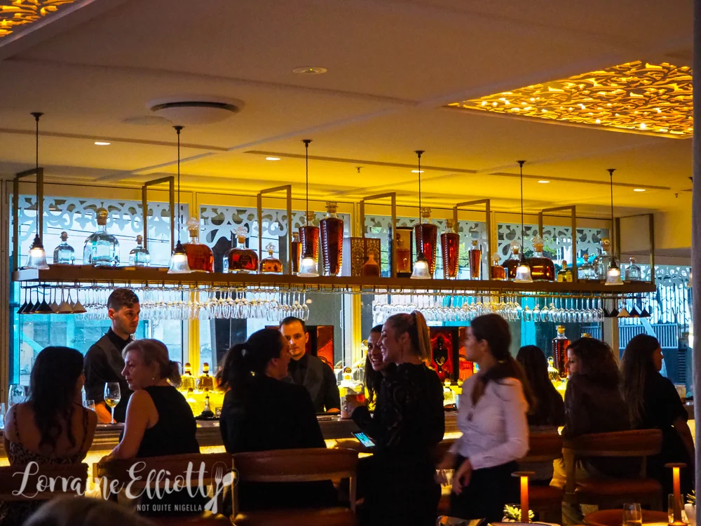 __bar-patron-07.jpg