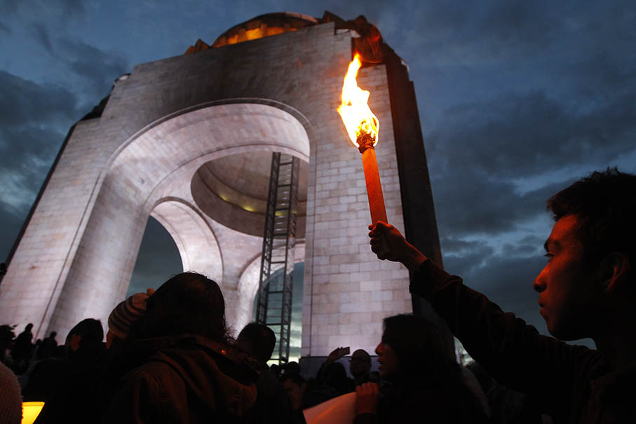 Torch protest. Mexico City