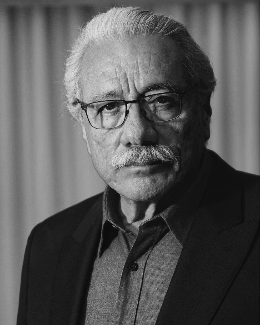 Eduard James Olmos