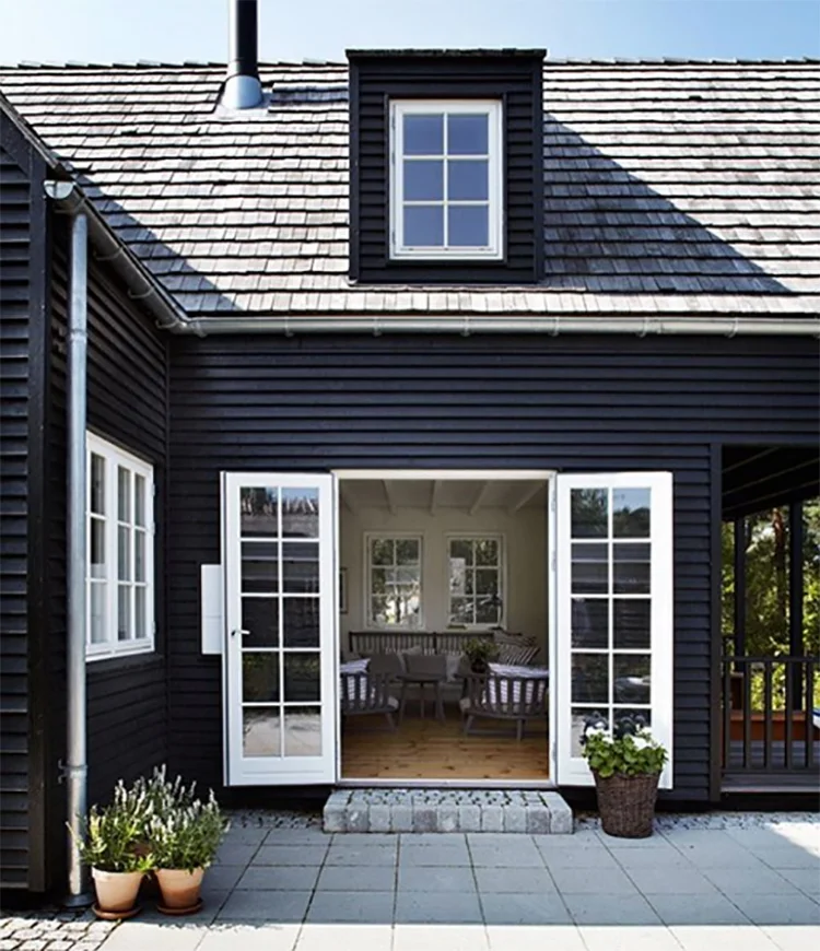 Dark-Exterior.jpg
