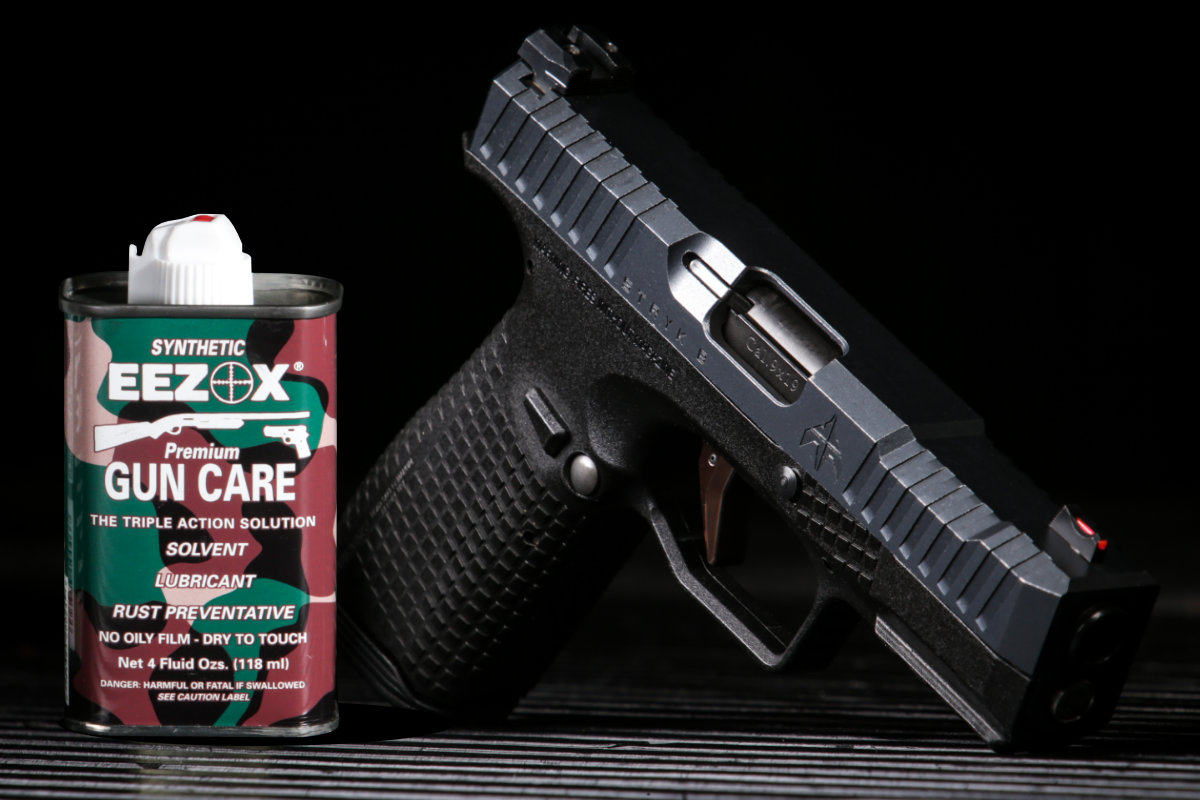 eezox-ultimateGunCare-4ozCan.jpg